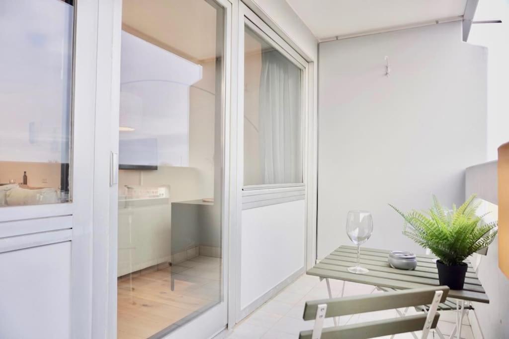 Neu Modernes Apartment In Top Lage, Free Parking Max 1,65M Hoehe Und 1,8M Breite Karlsruhe Dış mekan fotoğraf